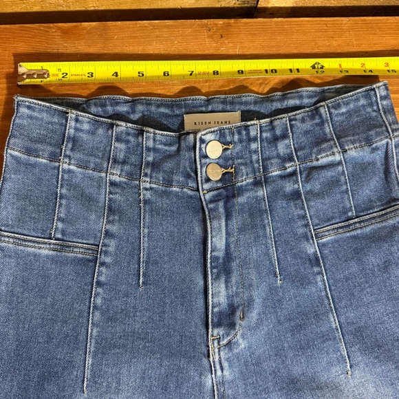 Risen Jeans RDP5594 Size 11/30 High Rise Front & Back Dart Waist Flare Jeans. - Picture 6 of 8